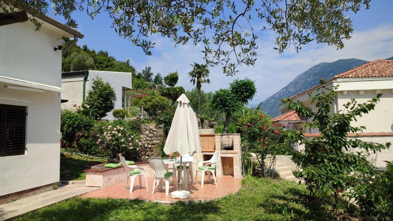 Holiday House In The Kotor Bay Екстер'єр фото