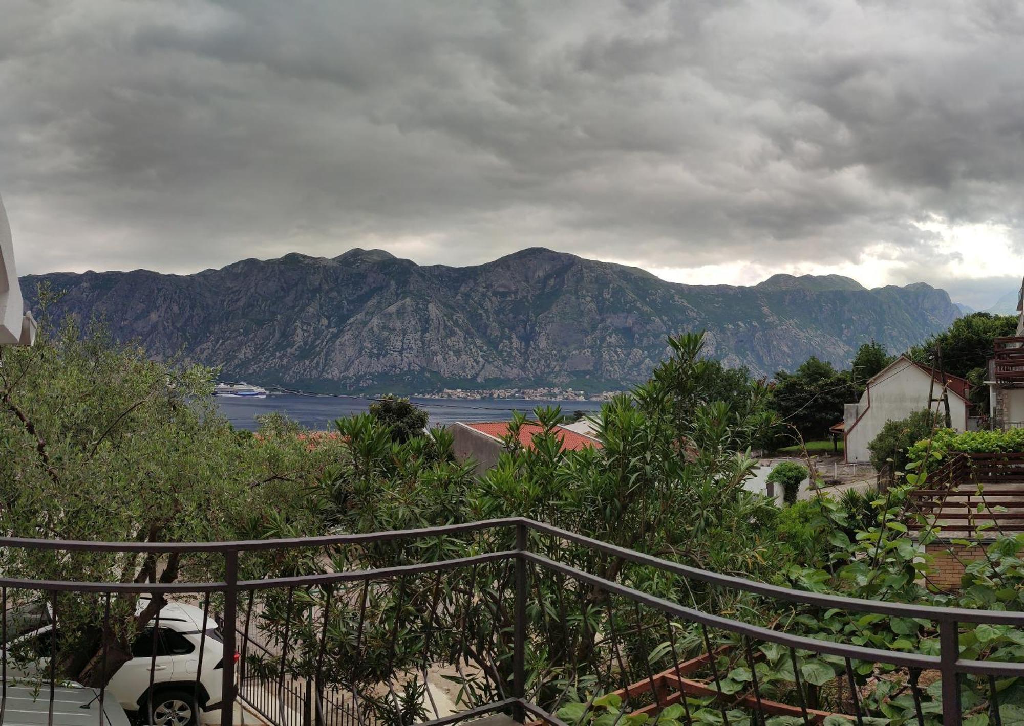 Holiday House In The Kotor Bay Екстер'єр фото
