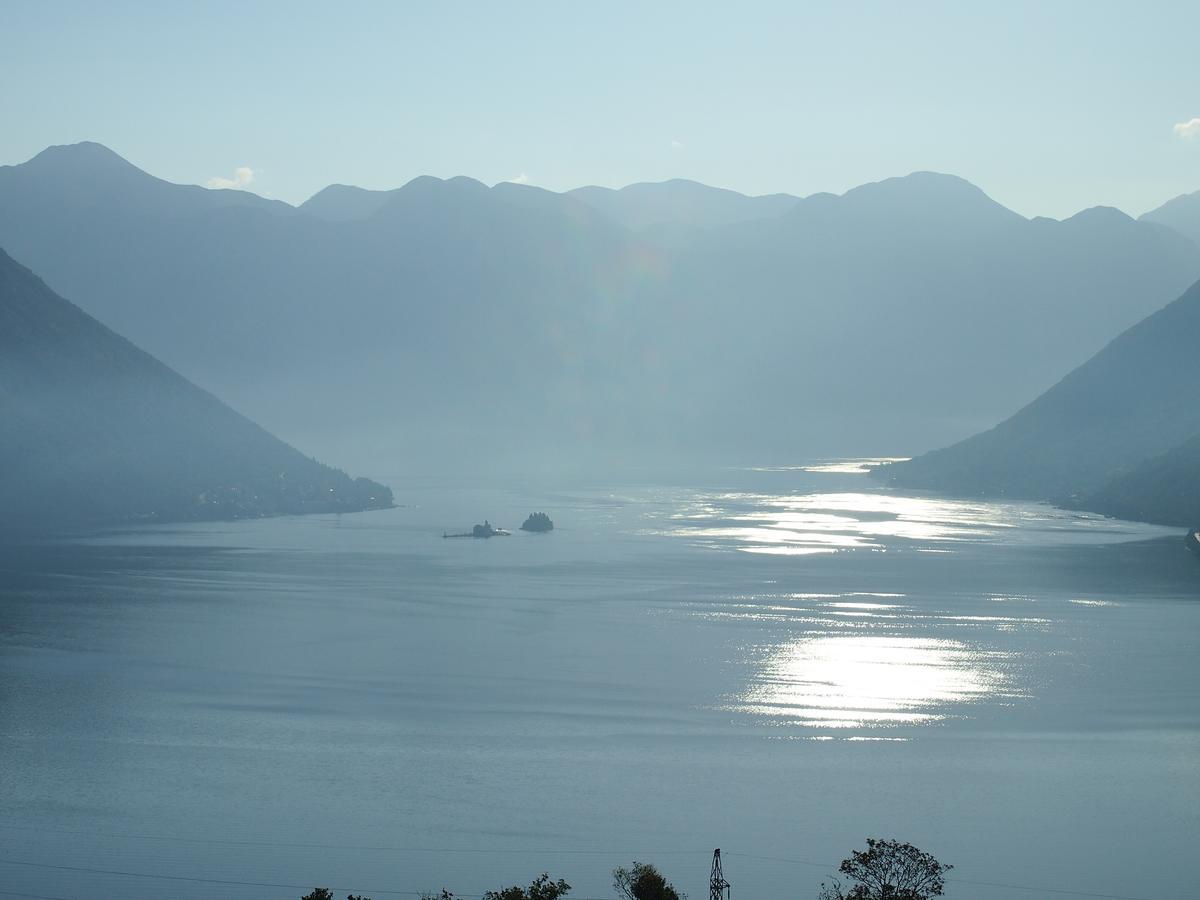 Holiday House In The Kotor Bay Екстер'єр фото