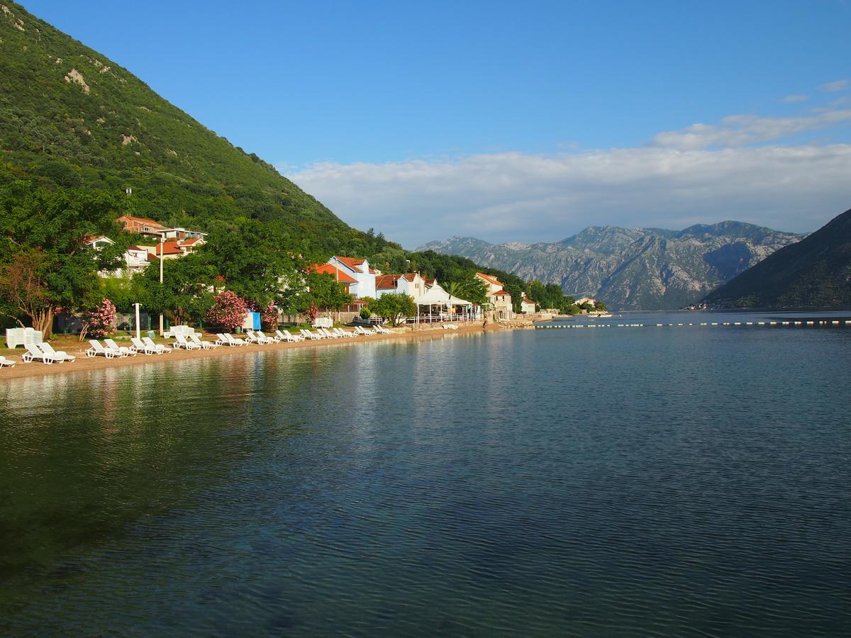 Holiday House In The Kotor Bay Екстер'єр фото